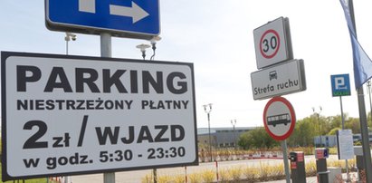 Płatny parking przy Termach Maltańskich