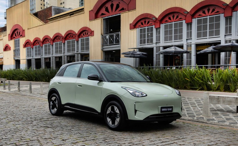 Geely EX2