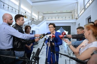 Po spotkaniu PO w Jachrance: Premier Kopacz 'bojowa'. Ścinania głów nie było