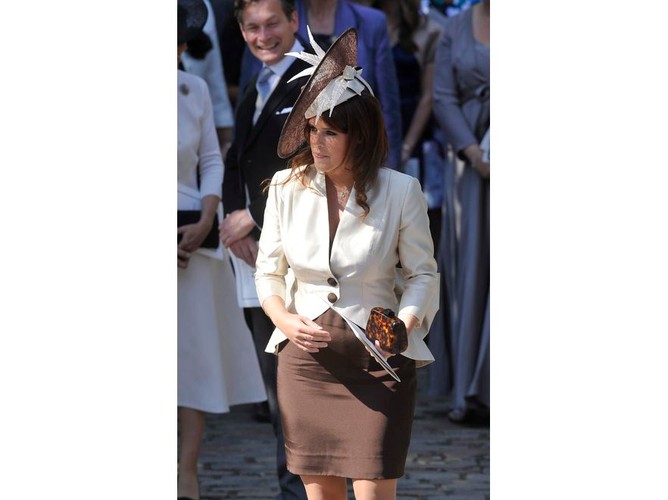 Księżna Eugenia na ślubie Zary Phillips, wnuczki królowej Elżbiety II