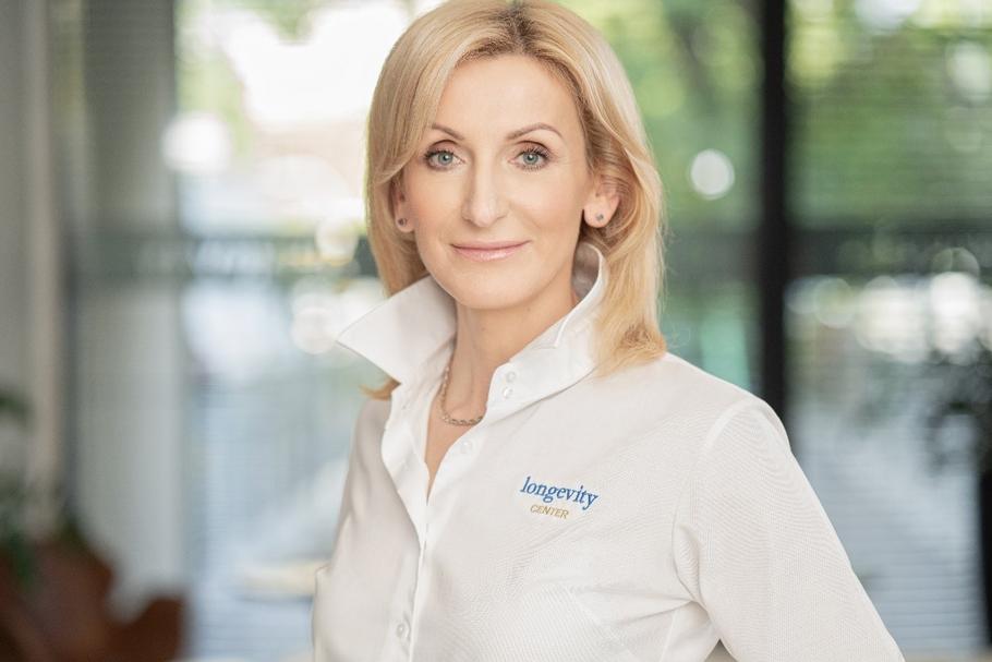 Joanna Bensz - CEO Longevity Center