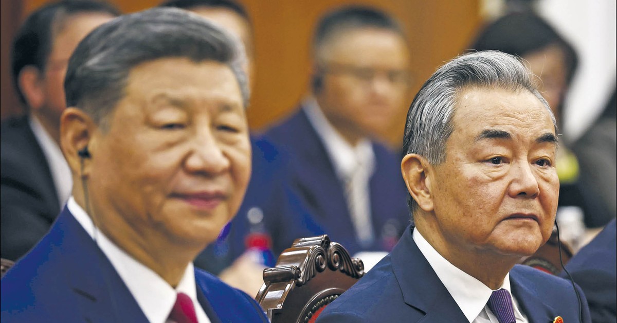 Wizyta Wang Yi w Polsce: Rozmowy w cieniu eskalacji