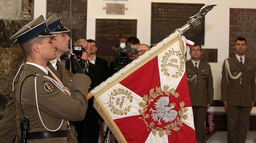 Macierewicz nagrodził 132 księży