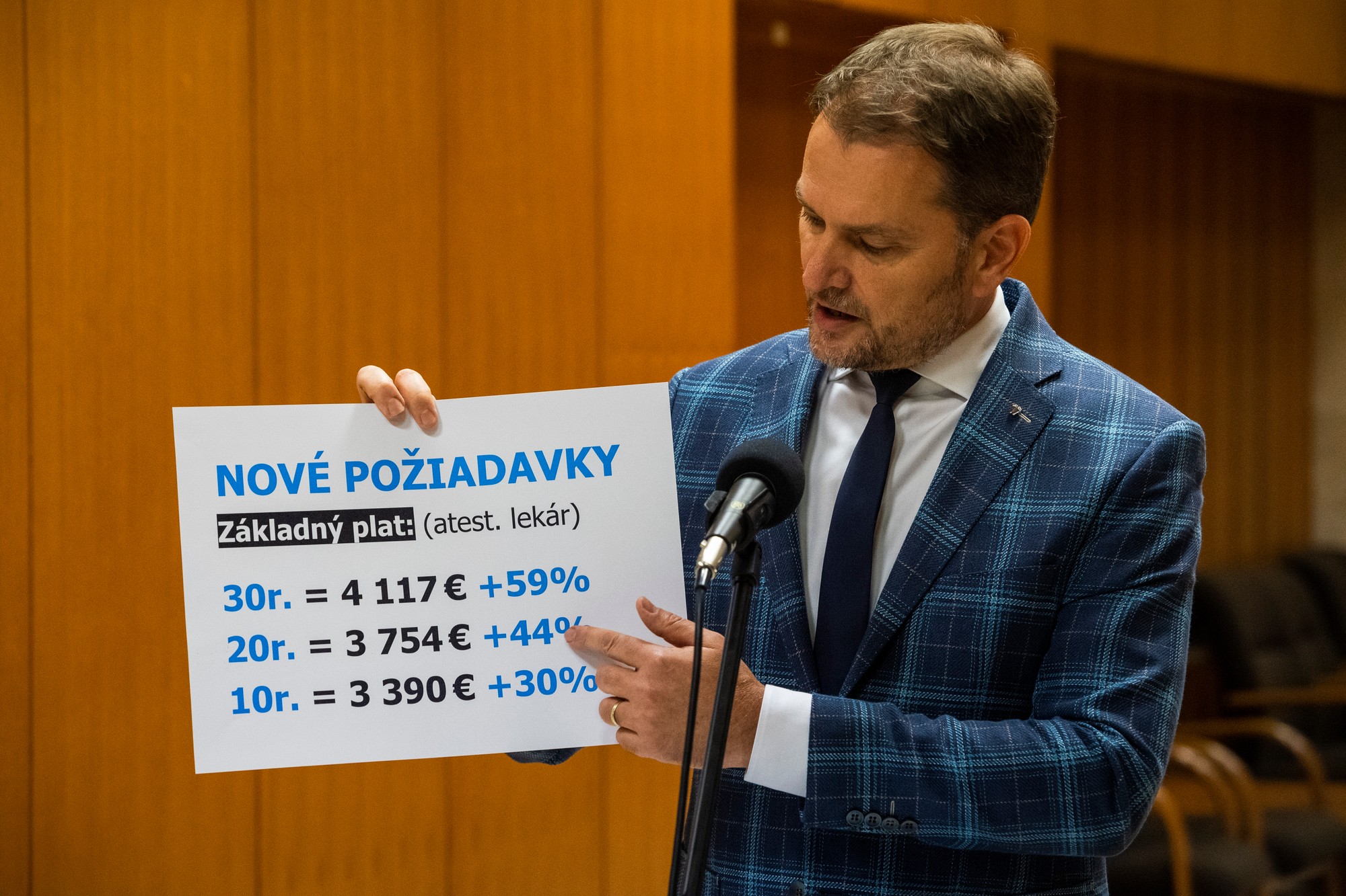 Podpredseda vlády a minister financií SR Igor Matovič (OĽANO).