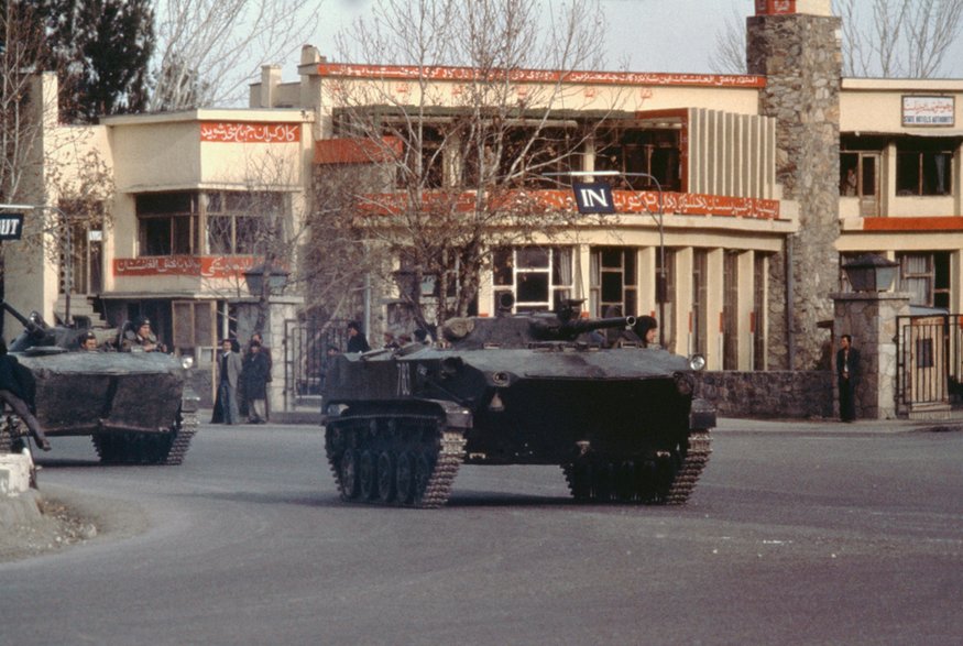 Radzieckie czołgi w Kabulu, 1979 r.