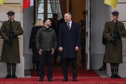 wizyta zełenskiego w warszawie. powitał go prezydent nawrocki