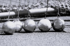 Tragedia na zawodach lekkoatletycznych. Nie żyje kibic trafiony młotem w głowę