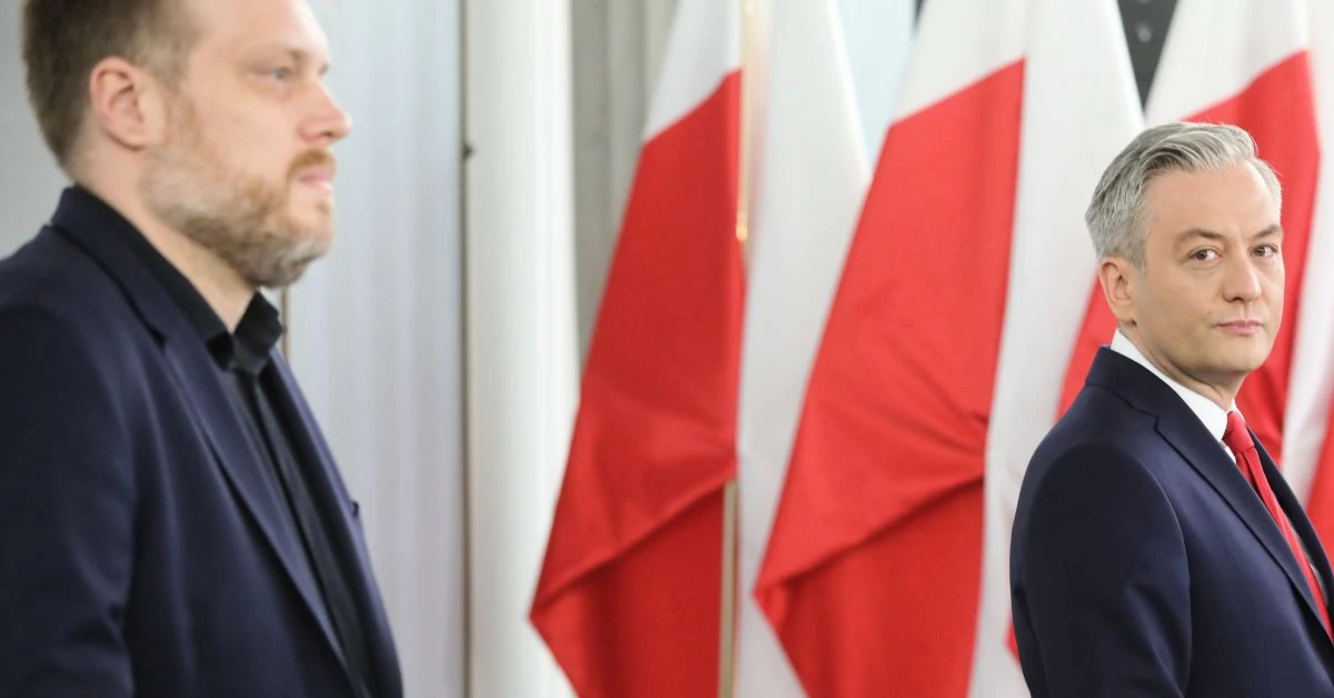 Spięcie w radiowym studiu. Zandberg miażdży rząd: Pracuje na to, żeby oddać władzę Czarnkowi i Mentzenowi. Biedroń ripostuje