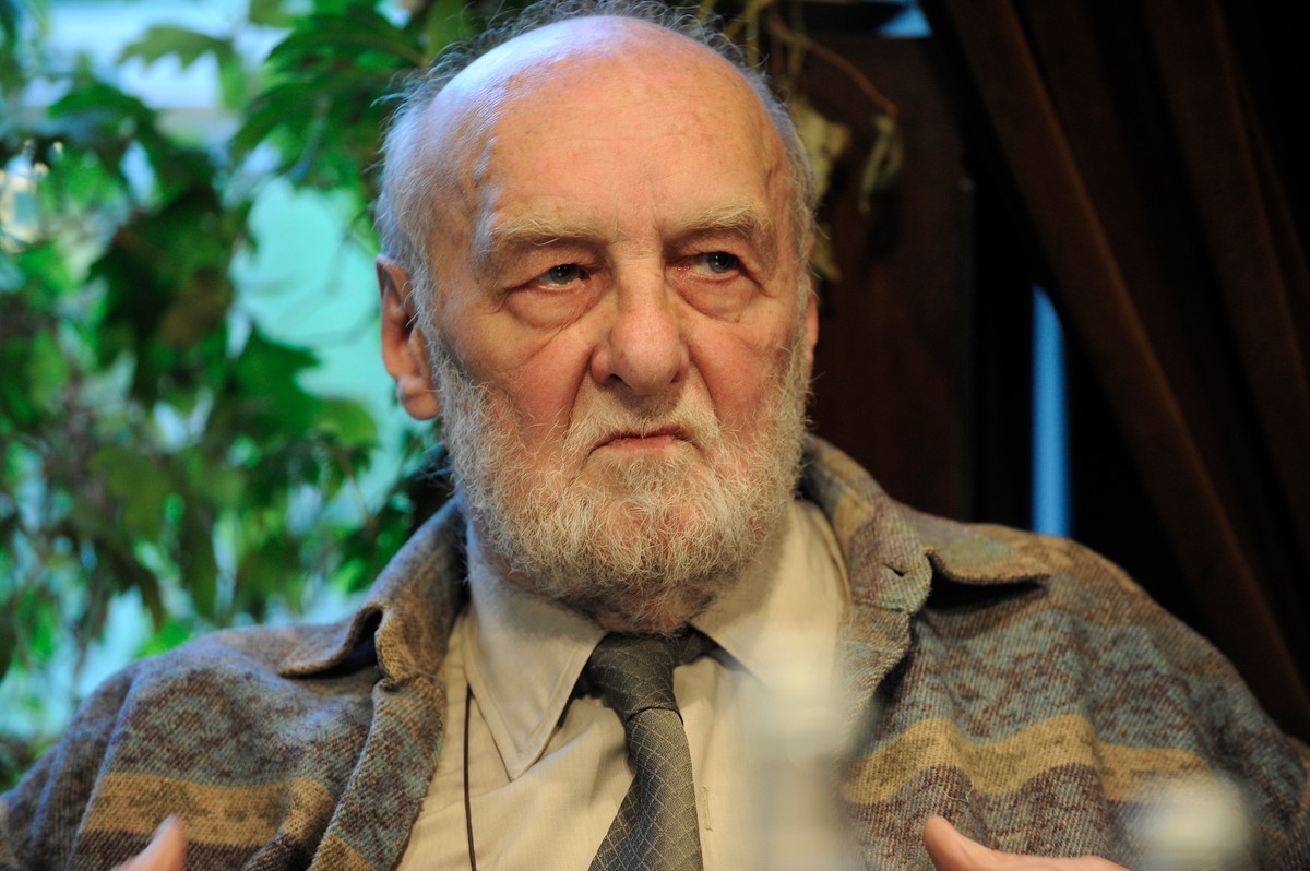 Andrzej Tyszka (1934-2022)