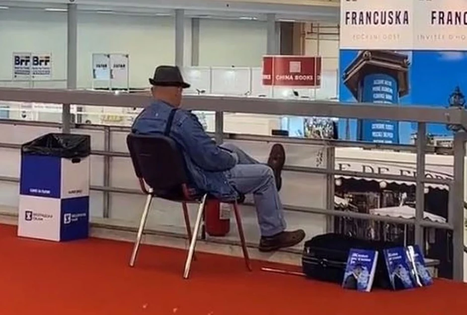 Radovan na sajmu knjiga u Beogradu