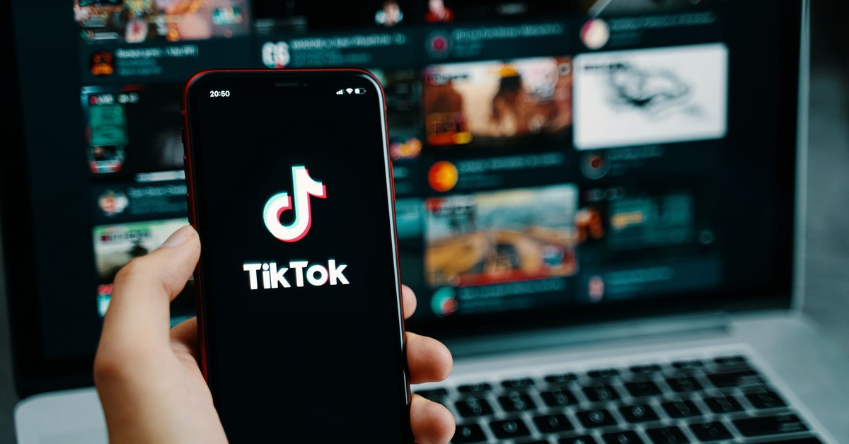 Miliardy wyświetleń dla treści AI na TikToku. W raporcie: seks, fake newsy i brak kontroli