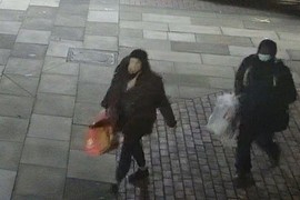 NAJVEĆI SKANDAL ARISTOKRATIJE Mogla je da ima sve, a zbog sekte se spanđala sa SILOVATELJEM i rodila dete na zadnjem sedištu kola, pa ga bacila u KESI IZ PRODAVNICE