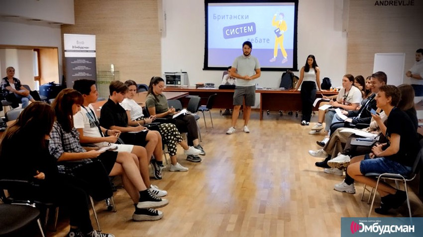 Prvi radni sastanak i seminar o pravima deteta za članove i članice Dečjeg saveta Ombudsmana