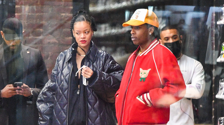 Rihanna terhes / Fotó: Northfoto