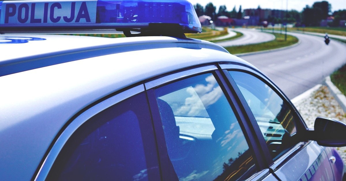 Policja w szoku. "Śmiertelne stężenie alkoholu". 73-latka prowadziła auto, jechała pod prąd
