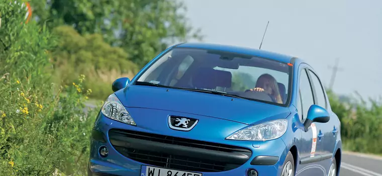 Peugeot 207 (2006-14) – duży wybór wersji nadwoziowych, nieźle zmontowana kabina