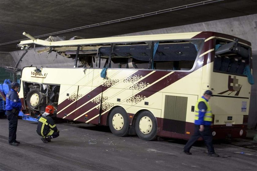 28 osób zginęło. Wypadek autobusu w Szwajcarii