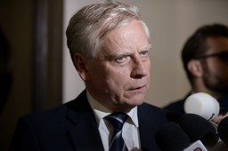 Senator PiS zgłosił pięć poprawek do nowej ustawy o SN: Konstytucja mówi o kadencji I prezesa