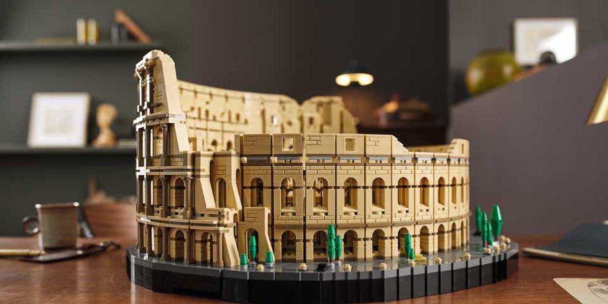 Model ruin Koloseum składa się z ponad 9000 klocków Lego. To największy zestaw w historii.