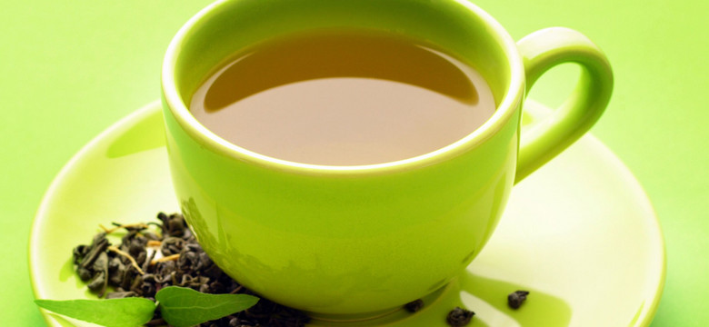 Zielona herbata i jogging - duet, który chroni przed alzheimerem