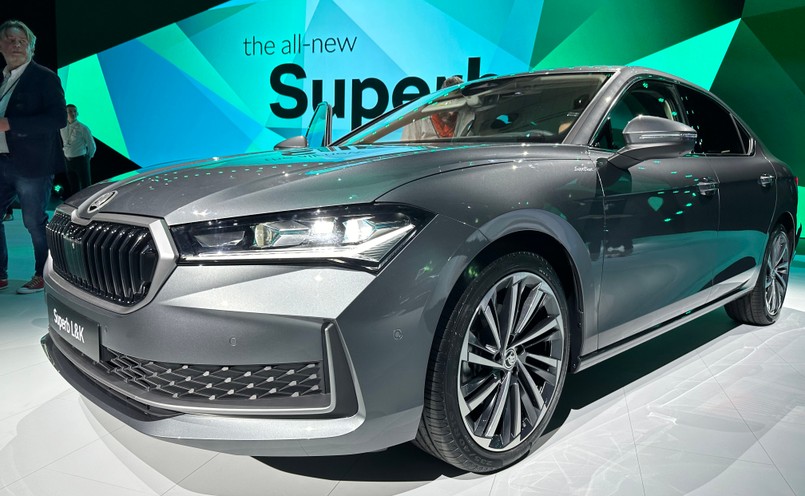 Nowa Skoda Superb