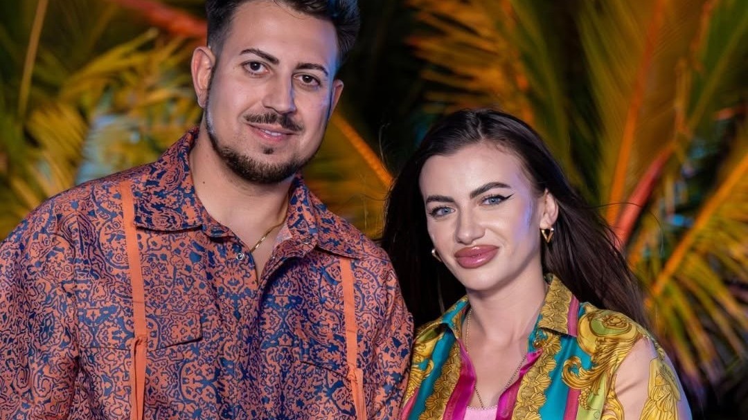 Imagine Stire Cum arăta Bianca Ghiurcă de la „Insula Iubirii” înainte de intervențiile estetice. Povestea de dragoste cu Prințul Marco | 2review.ro