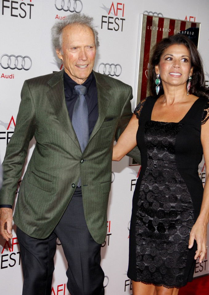 Clint Eastwood i Dina Ruiz