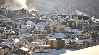 Rząd Austrii pozwany za zlekceważenie epidemii w górskim kurorcie Ischgl