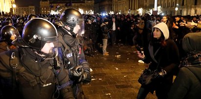 Demonstracja w Budapeszcie. Policja użyła gazu łzawiącego