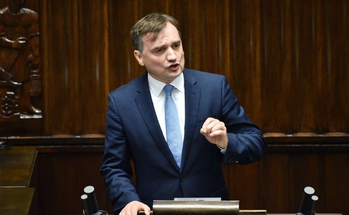 ZBIGNIEW ZIOBRO