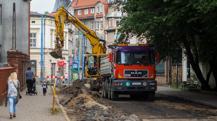 Na początku sierpnia zniknęły tory tramwajowe w Mysłowicach.  Ruszyła wielka inwestycja