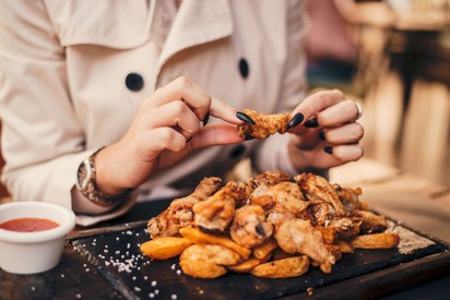 Mérgező anyagok lehetnek a csirkehúsban? Erre figyelmeztetnek a kutatók