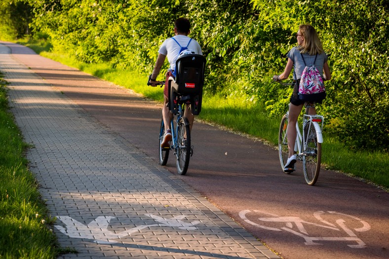 Środki z podatków przyczyniają się min do rozwoju infrastruktury rowerowej