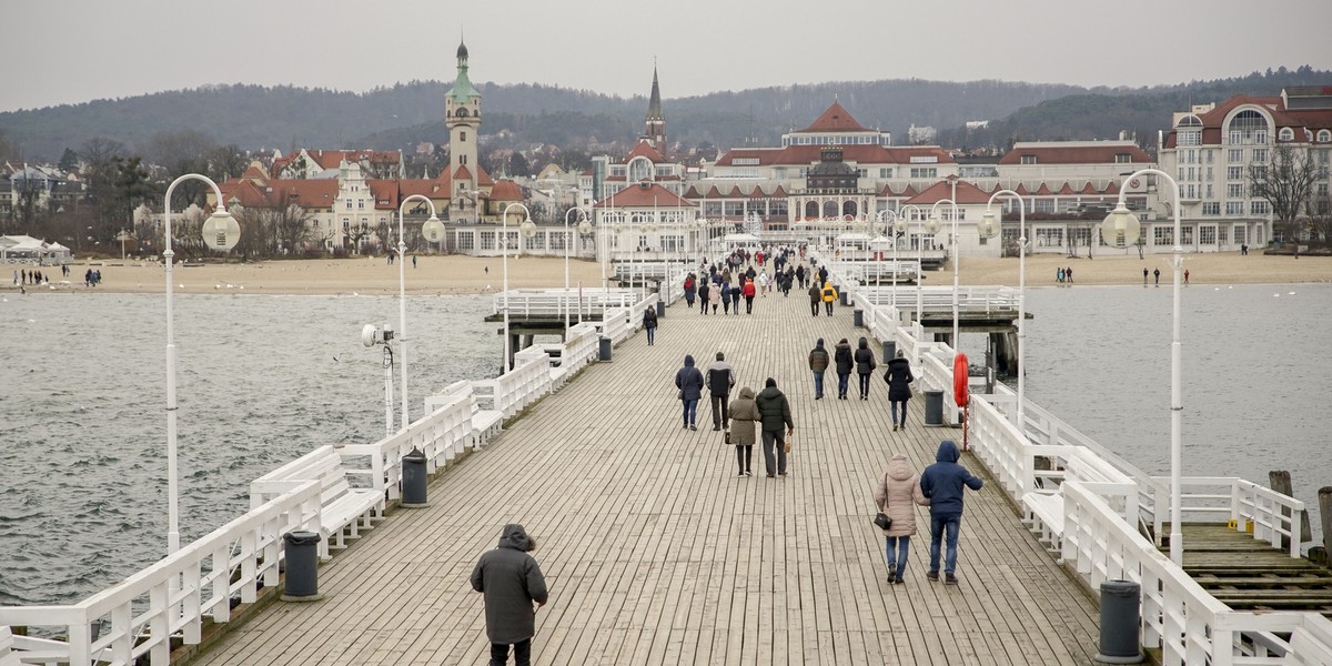 Makabryczne odkrycie przy sopockim molo. Z morza wyłowiono ciało mężczyzny