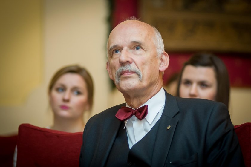 Korwin-Mikke pokazał wzruszające zdjęcie. Jego mama zginęła tragicznie