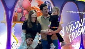 Nina Janković sa porodicom