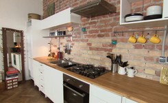 Jak stylowo urządzić otwartą kuchnię? 'Nie może być idealnie'