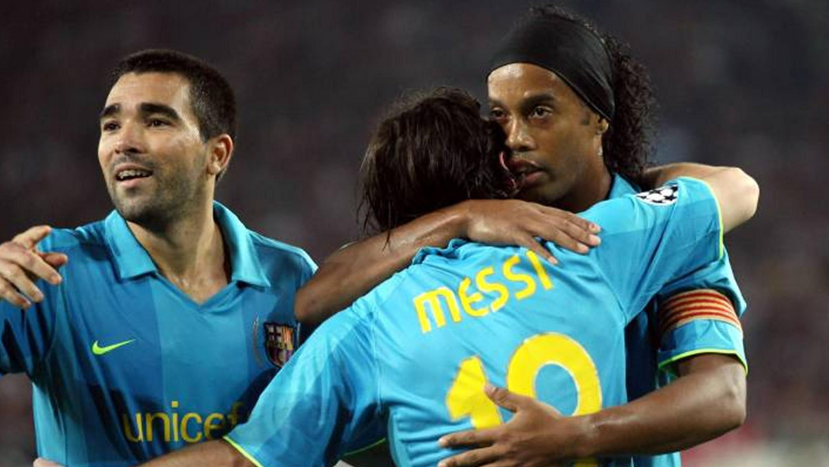 Były pomocnik Barcelony Deco jest zdania, że Ronaldinho miał dużo więcej talentu piłkarskiego niż Lionel Messi i Cristiano Ronaldo. Były reprezentant Portugalii występował z Brazylijczykiem w Barcelonie. Obaj opuścili Camp Nou w 2008 roku, po dwóch triumfach w La Liga i jednym w Lidze Mistrzów (2006).