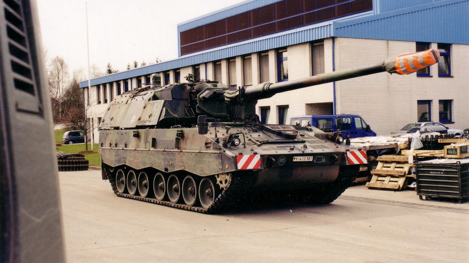 Haubica Panzerhaubitze 2000