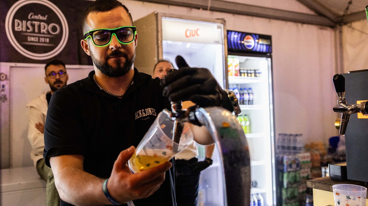 Tényleg drágult Tusványos? Árkörképünkből kiderül, idén mennyibe kerül a lángos, a sör vagy egy gyros