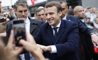 Francja: Macron zdobył ponad 65 proc. głosów [SONDAŻ]