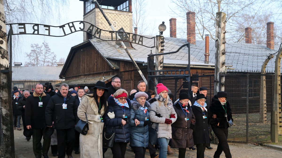 Obchody w Auschwitz