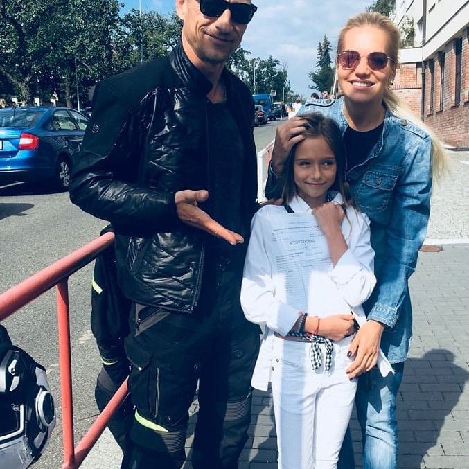 Matěj Homola a Dara Rolins s dcérou Laurou.