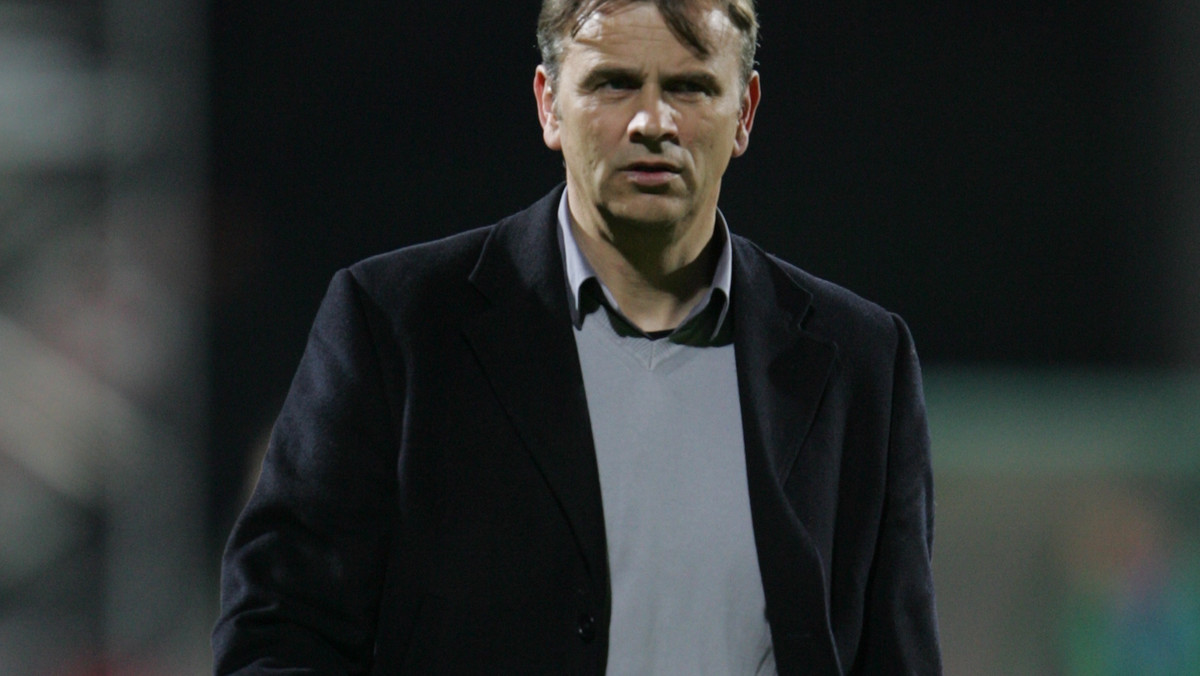Były szkoleniowiec Legii Warszawa, Dariusz Kubicki został nowym trenerem Dolcanu Ząbki, występującego na zapleczu Ekstraklasy.