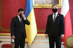 Przedwojenne wzmożenie. W obliczu konfliktu historia do zamrażarki