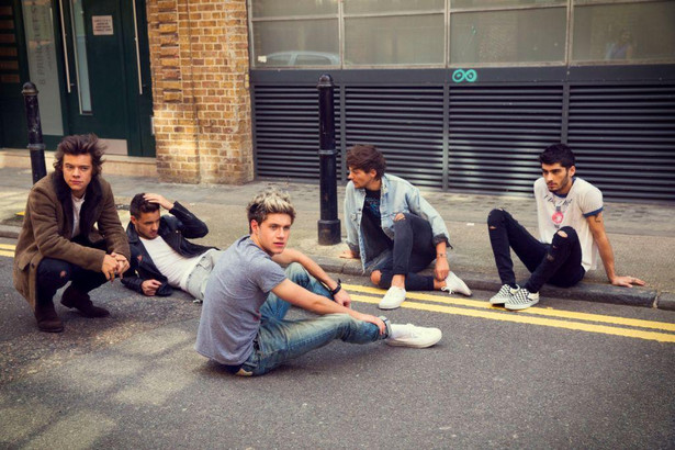 One Direction pokazują historię swego życia, a fani biją kolejny rekord