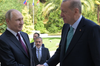 Putin spotkał się w Soczi z Erdoganem. Postawił warunki