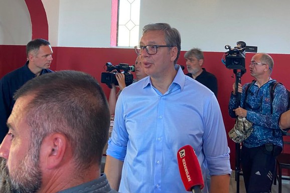 Episkop Sergije: Poseta Vučića podstrek da opstanemo na prostorima sa kojih smo prognani 1995.