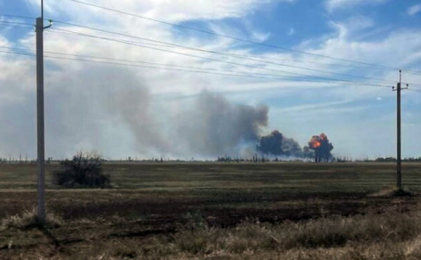 Eksplozja na lotnisku Saki koło Nowofedorowki na Krymie