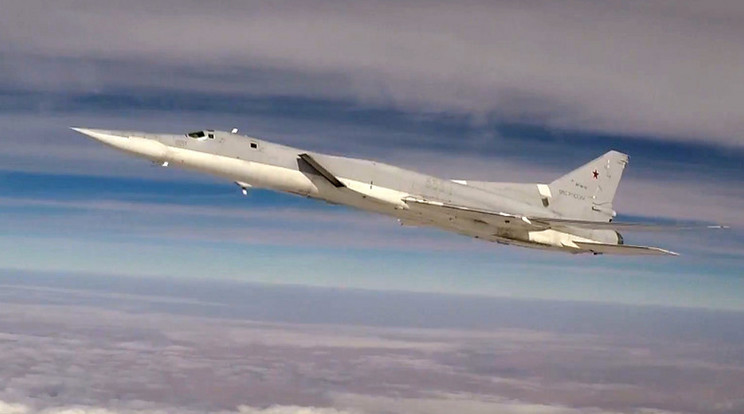 Orosz bombázógépeket fogott be és kísért az amerikai légierő /Illusztráció: AFP
